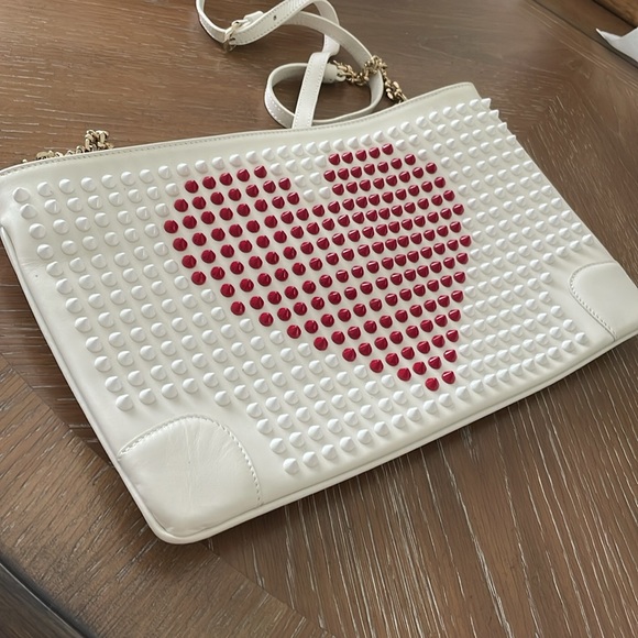 EUC Christian Louboutin LoubiPosh Valentines Spiked Clutch w/ chain,dust bag,box - Picture 4 of 17